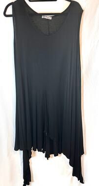 Gigi Moda Italy Black Sleeveless Tunic Top Uneven Hem L
